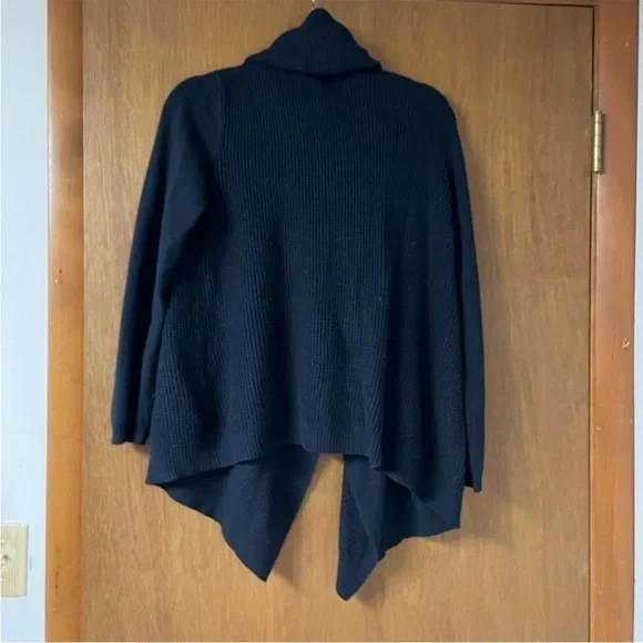 Verve Ami size medium super soft navy cardigan waterfall front - Picture 2 of 4